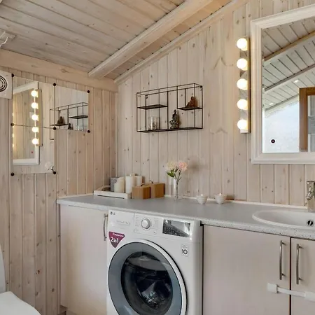 4 Bedroom Beautiful In * Gilleleje