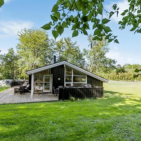 Σπίτι διακοπών 4 Bedroom Beautiful In Gilleleje