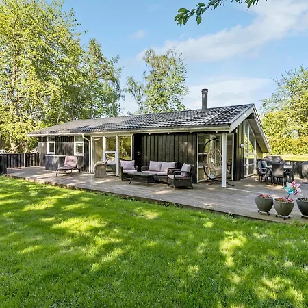 4 Bedroom Beautiful In * Gilleleje