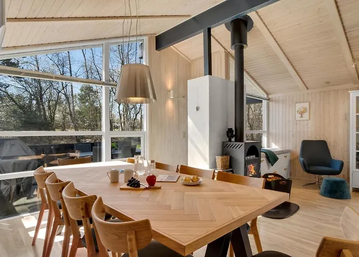 4 Bedroom Beautiful In * Gilleleje