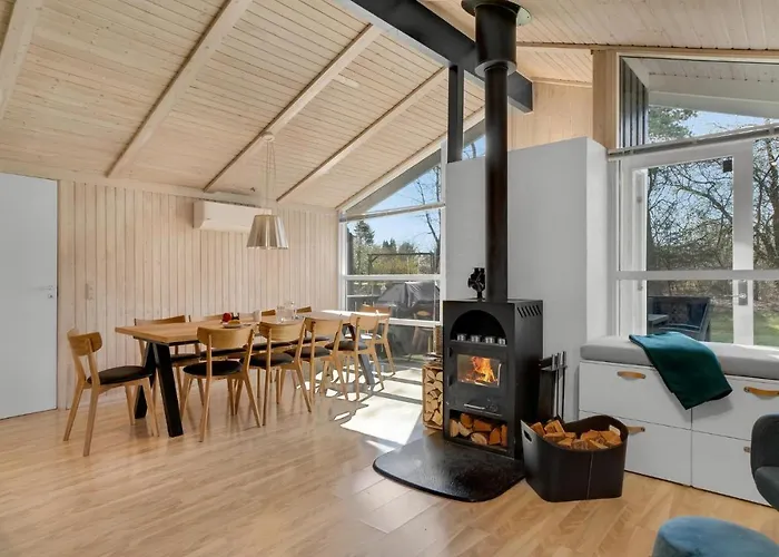 4 Bedroom Beautiful In * Gilleleje