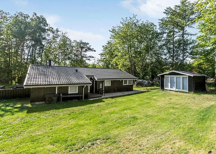 Hébergement de vacances 4 Bedroom Beautiful In Gilleleje
